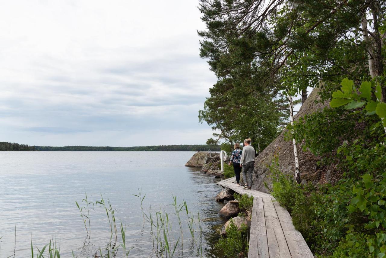 Bommersvik Hotell & Konferens Järna エクステリア 写真